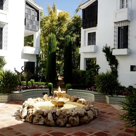Apartment Jardines De Golondrinas With Sea Views Marbella
