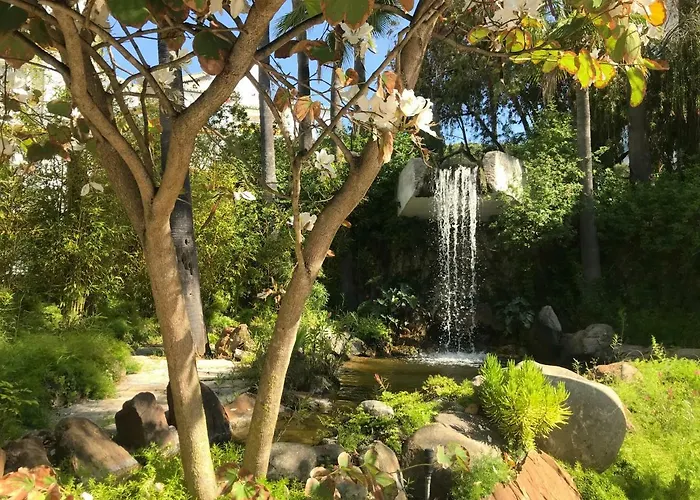 Jardines De Golondrinas With Sea Views